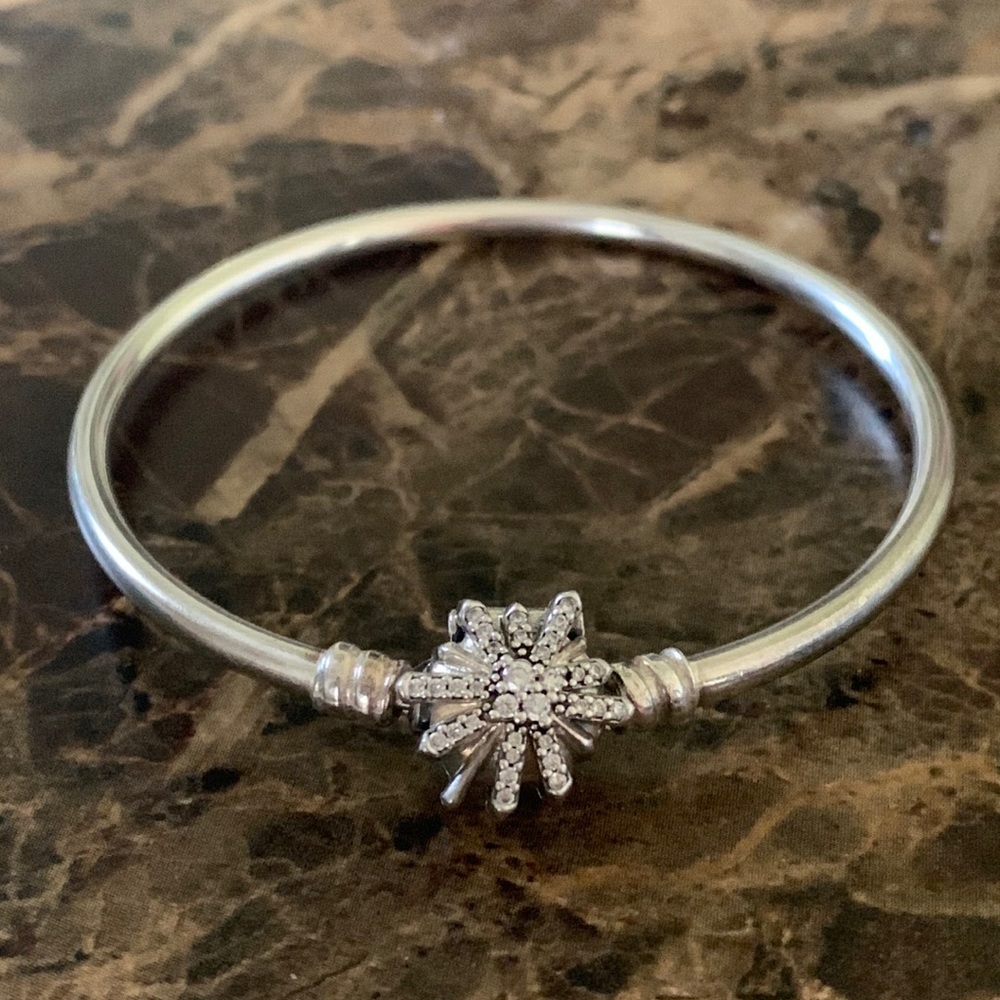 Pandora Moments Silver Bangle THE BEST IS YET TO COME Fireworks Clasp S925 ALECZ